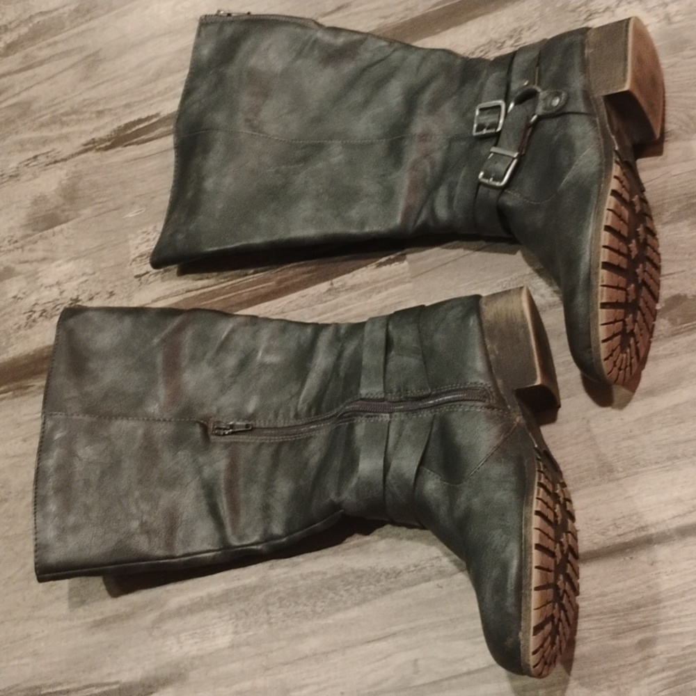 Bke sole black/grey boots